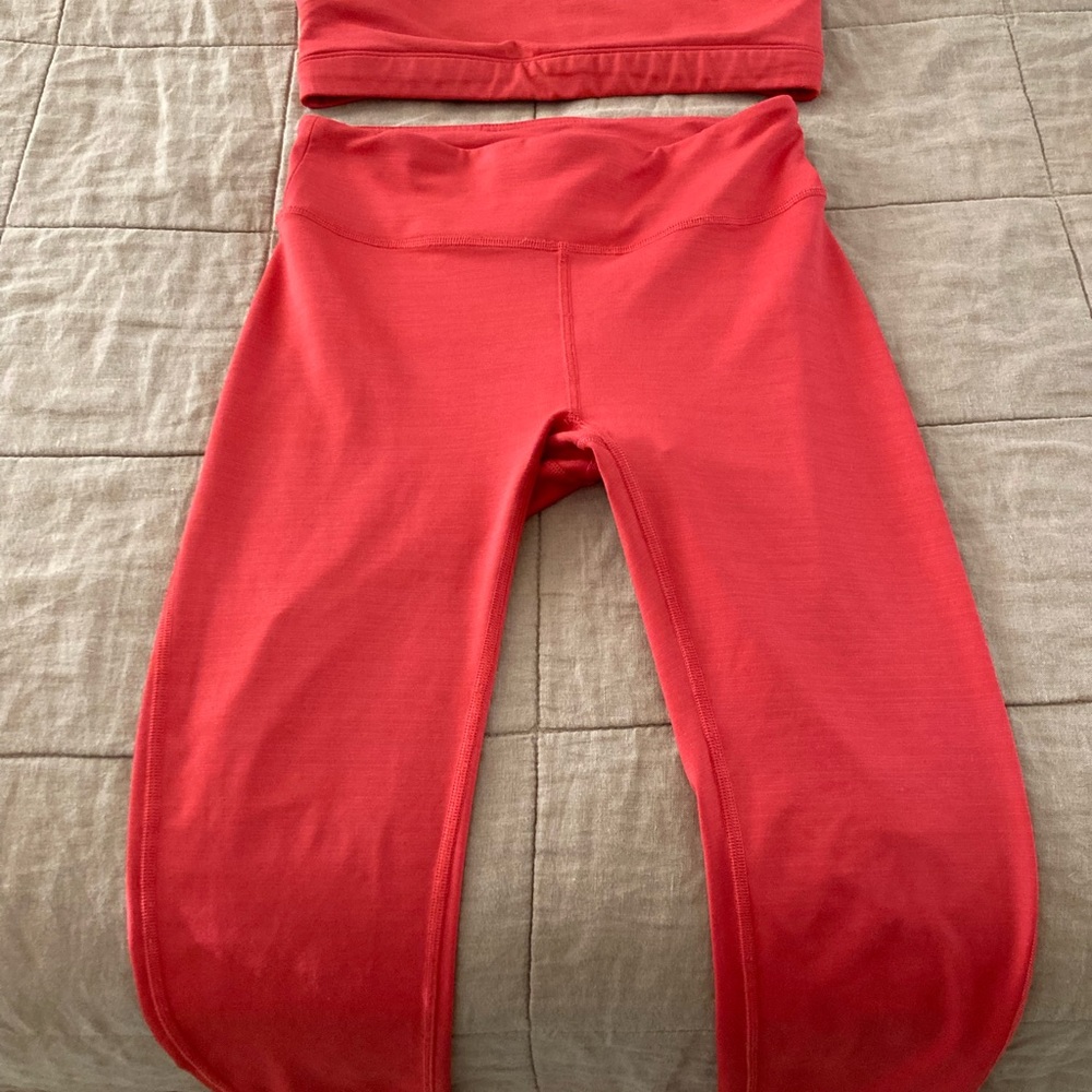 ❤️Outdoor Voices Red TechSweat Flex Set 7/8 Bra Tank Leggings pants yoga fitness - Picture 9 of 12